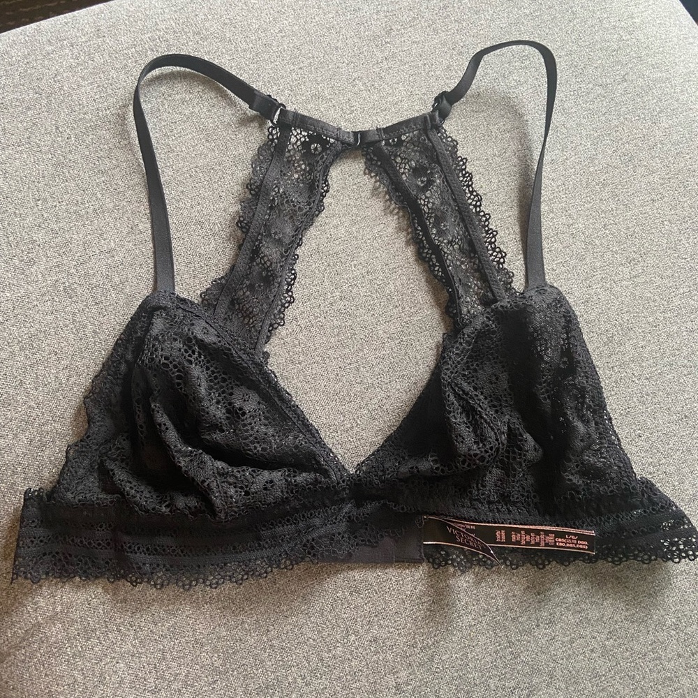 Victoria’s Secret racerback bralette; size large